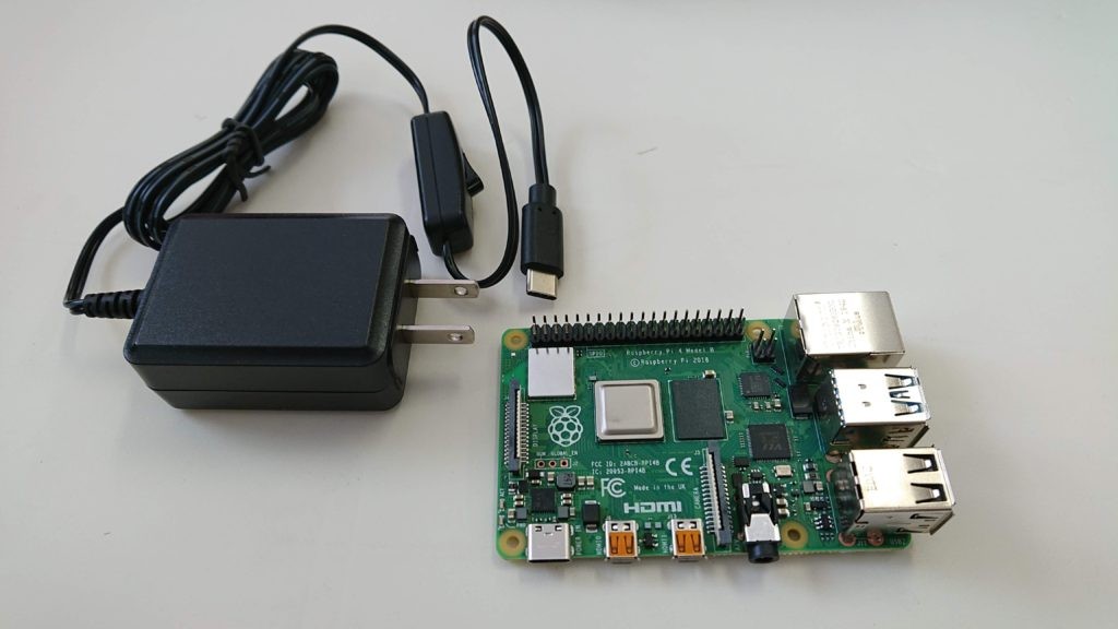 Raspberry Pi 4 用USB-C 電源アダプター